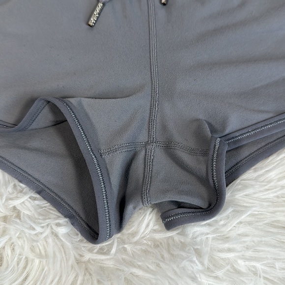 Lululemon Strength and Tone Shorts in Fossil - Picture 6 of 10